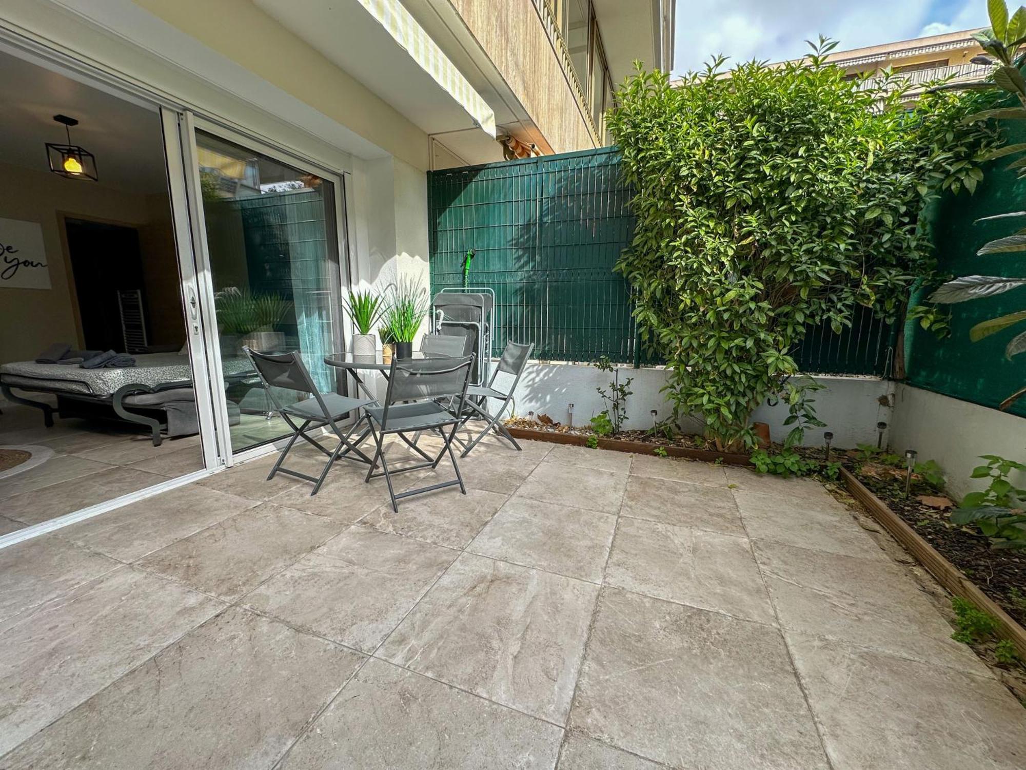 Cosy Madrid, Appartement Proche De La Mer Cannes Eksteriør bilde