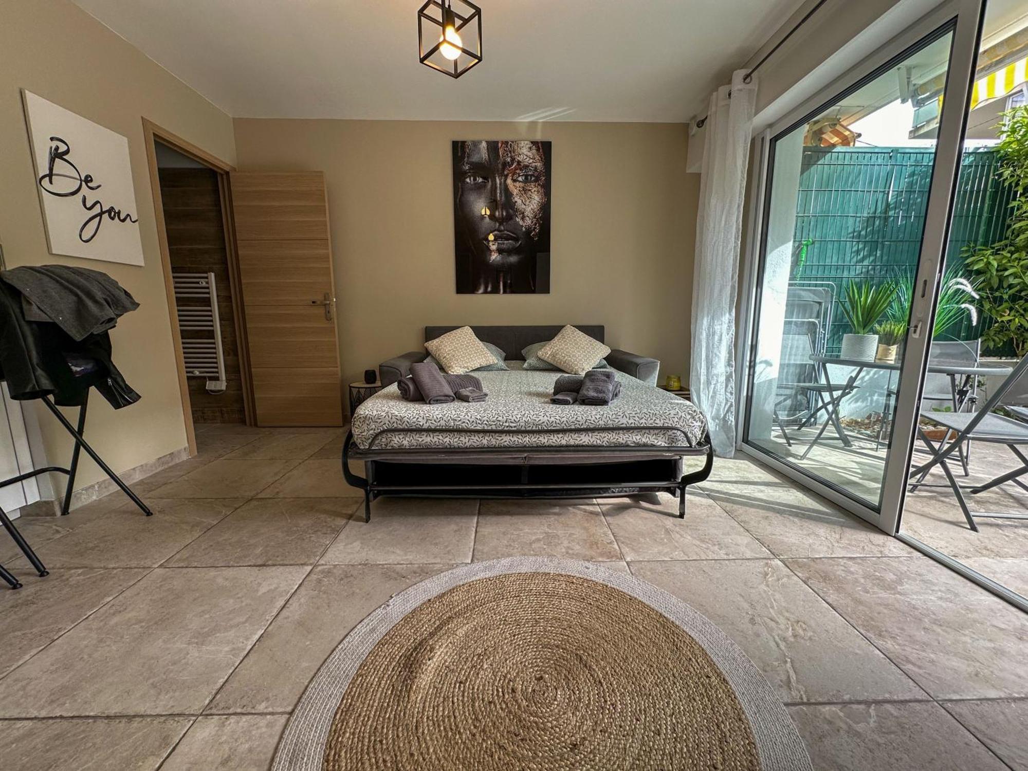Cosy Madrid, Appartement Proche De La Mer Cannes Eksteriør bilde
